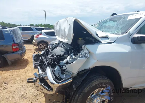 2023 Ram 2500 Tradesman 4X4 8' Box из США, поврежденный, VIN 3C6UR5HJ5PG537025